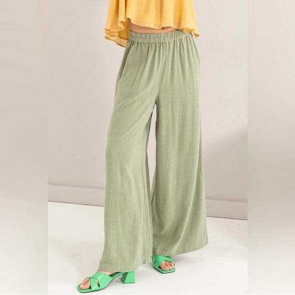 HYFVE Pants - 🎈Brand New HYFVE Women's size Large Sage green linen pants - NEW 🎈